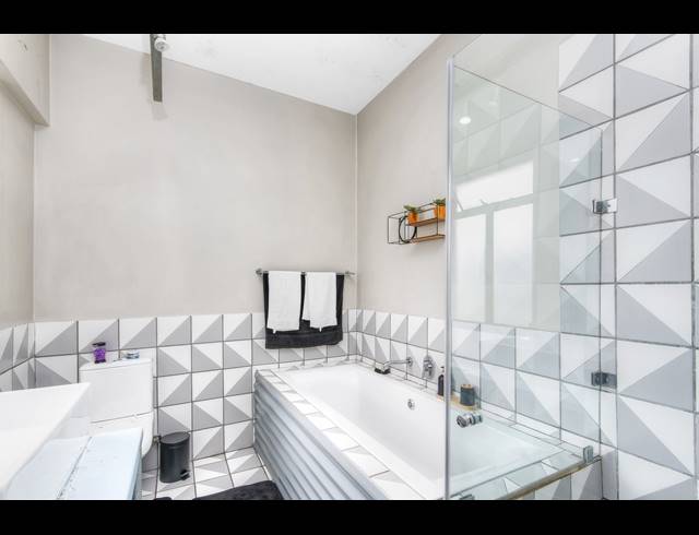 0.5 BEDROOM APARTMENT FOR SALE IN MABONENG